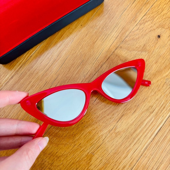 SOLD - Picture 3 of 6